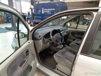 Megane Scenic 1,6 16 ventil - 5