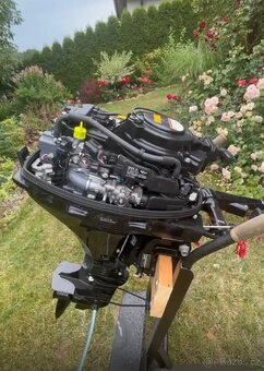 Člun s motorem SUZUKI 20hp - 5