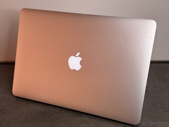 MacBook Pro 15'' 2015 / i7 / 16GB / 256GB SSD / Silver - D - 5