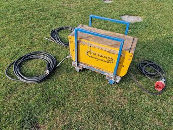Svářečka UTA-200-1 + elektrody a náhradní kabely - 5