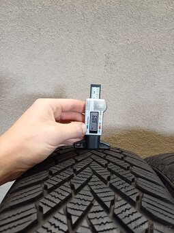 ZIMNÍ pneu Continental 205/55/r16 4ks - 5