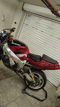 Suzuki GSX-R 750 Prodám nebo vyměním - 5