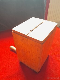 Mlýnek na kávu - 5