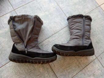 Dámské a pánské boty, sněhule kozačky, pantofle, lodičky-39 - 5