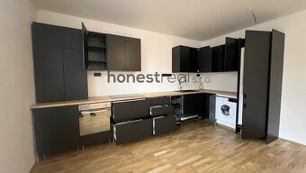 Exkluzivně cihl. OV 2+kk + půda, zahrada, Slovinská, Brno - 5