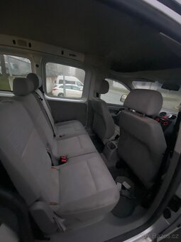 VW Caddy 1.4 benzín se spací vestavbou - 5