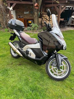 Honda NC Integra 700 - 5