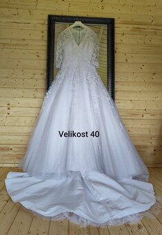 Prodám levně svatební šaty - 5