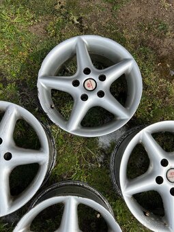 Kia Cee'd - 5