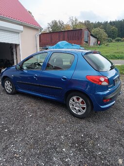 Peugeot 206+ 1.4i - 5