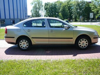Škoda Octavia 2.0i FSi 110kW - 5