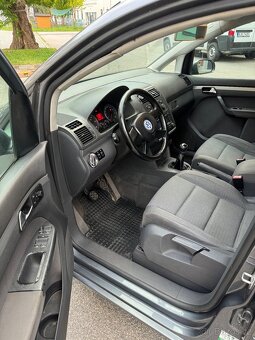 Volkswagen Touran 2.0 TDi - 5