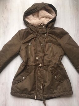 Dámská zateplená parka s kapucí, vel. M - 5