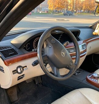 Mercedes S - 5