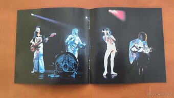 Queen-A day at the races - 5