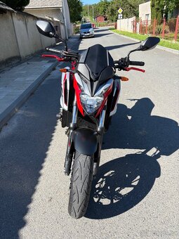 Honda CB 650 F 2017 - 5