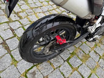 Generic TR 125 - 5