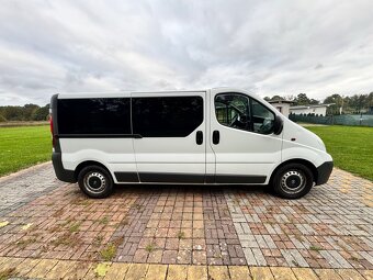Opel Vivaro Long 2.5 cdti - 5
