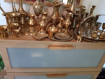 Mosazné svícny a nádobí - 5