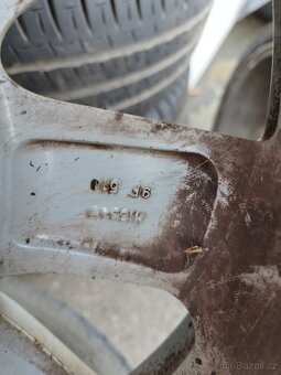 NISSAN ELEKTRONY 16x 7J - 5