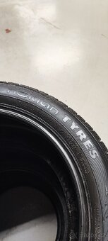 235/50/18 Nokian WR SUV 4, DOT 4518, vz 7.0-6.0mm - 5