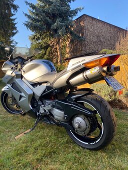 Honda VFR 800 VTEC - 5