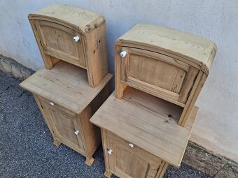 KRÁSNÉ STAROŽITNÉ NOČNÍ STOLKY PO RESTAUROVÁNÍ - 5