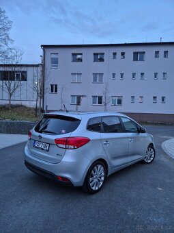 Kia Carens, 1.7crdi. 7-mist. Manual - 5