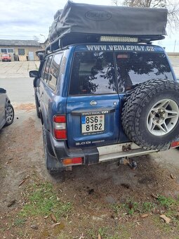 Prodám nissan patrol 61 - 5
