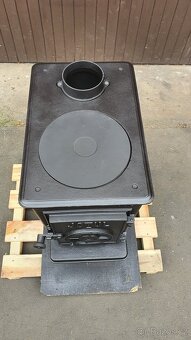 Litinová kamna Jotul F 602 N černý lak - 5