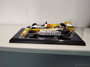 F1 Renault 1:24 nové - 5