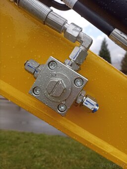 minibagr, pásový bagr, kabinový bagr,, motor Kubota - 5