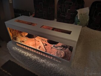 Zakázkově dělané terárium 120x42,5x50 - 5