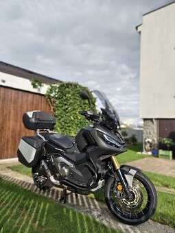 HONDA X-ADV 750 12000km. - 5