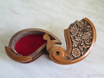 Šperkovnice , skříňka , tajná schránka - řezba dřevo - 5