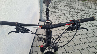 CUBE ACID 29, vzduchová vidlice, Shimano XT, Rám 19 - 5
