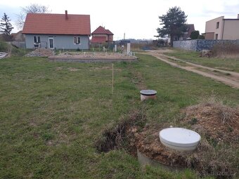 Stavební pozemek Horní Beřkovice - 5