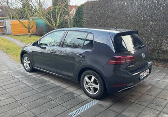 Volkswagen e-Golf, VirtKokpit_TČ_ACC_Bezklíč_Záruka - 5