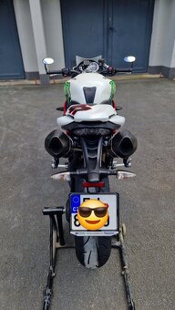 Triumph Speed Triple R - 5