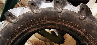 Pneu Pirelli 250/80 r18 8pr - 5