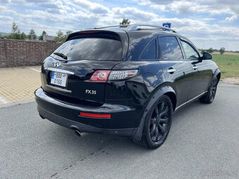 INFINITY FX35 3.5 206kW •Najeto 233tis/km - 5