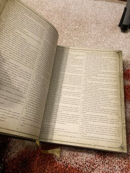 Christopher Paolini - Odkaz dračích jezdců, zlatá edice - 5