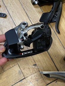 Silniční Hydraulická sada Sram RED etap - 5