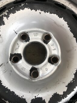 Prodám plechové disky 6J 5x112 ET47 (koncern VW) - 5