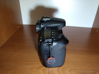 Canon eos 70D+EFS 18-55 mark 3+ EF 50 f1.8 - 5