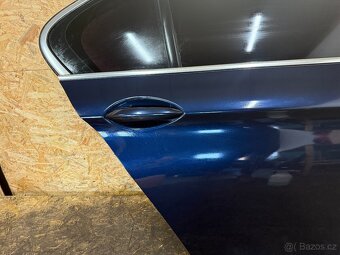 NASTROJENÉ PRAVÉ ZADNÍ DVEŘE BMW F10 IMPERIALBLAU - 5