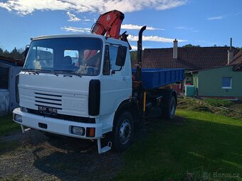 Prodám Liaz 250.270JNK-nosič kontejnerů, hydraulická ruka - 5