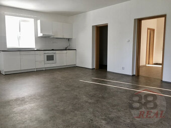 2+ kk, ulice Nádražní - 5