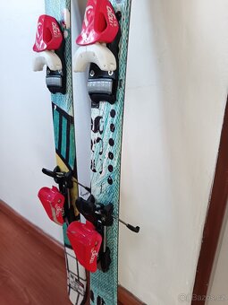Carvingovém freestyle lyže hrad 127cm - 5