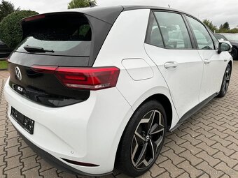 Volkswagen ID.4 Pro S 150kw/dojezd 450km/LED/senzory/4místné - 5
